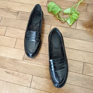 Madden Girl Empire Oxford Penny Loafer Black Platform Shoes
